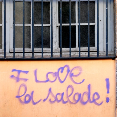 Un tag pour illustrer le concept d'écriture